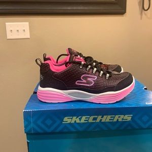 Brand New Little Girls size 1 Light up sneakers